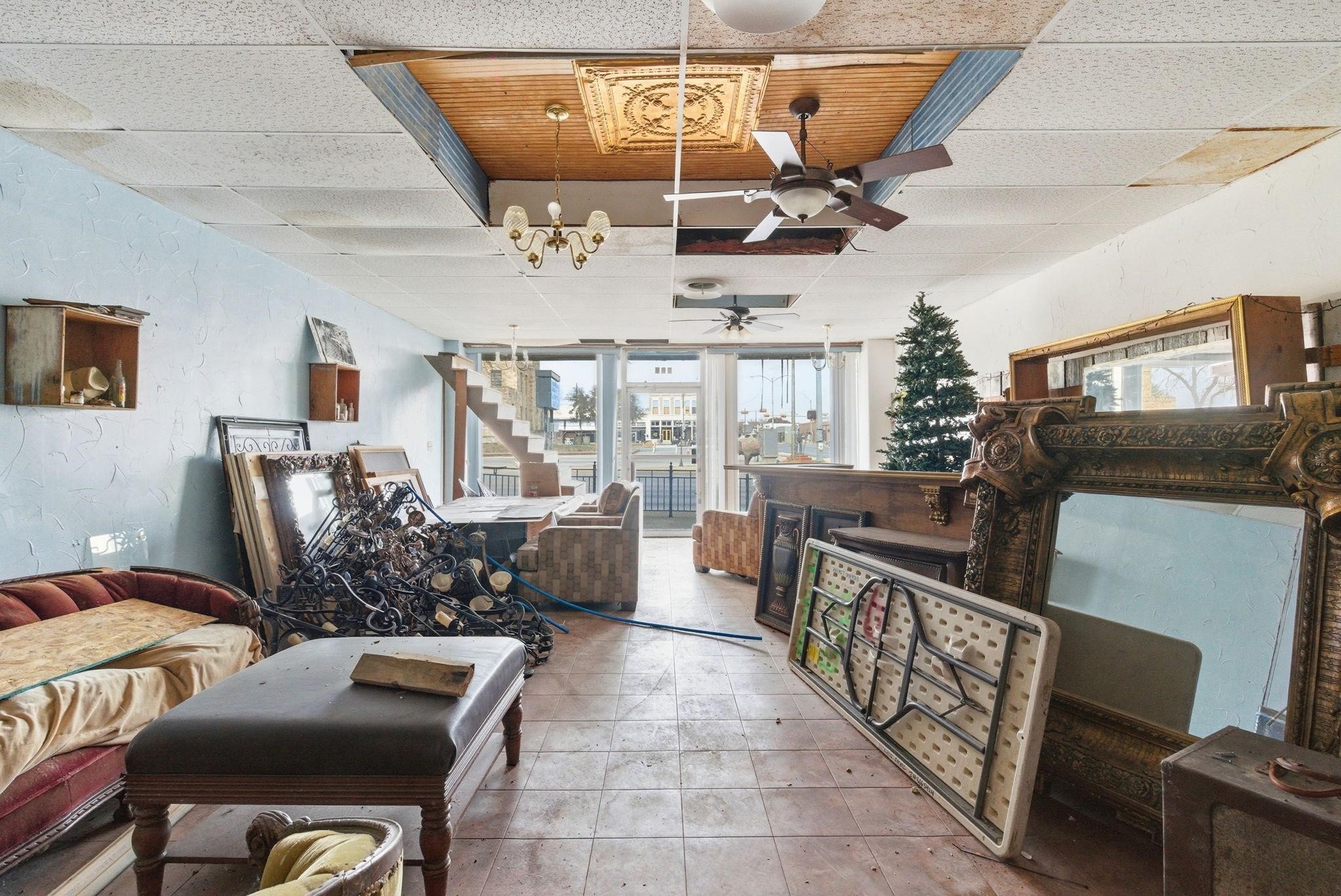 107 S Austin Street Comanche TX 76442