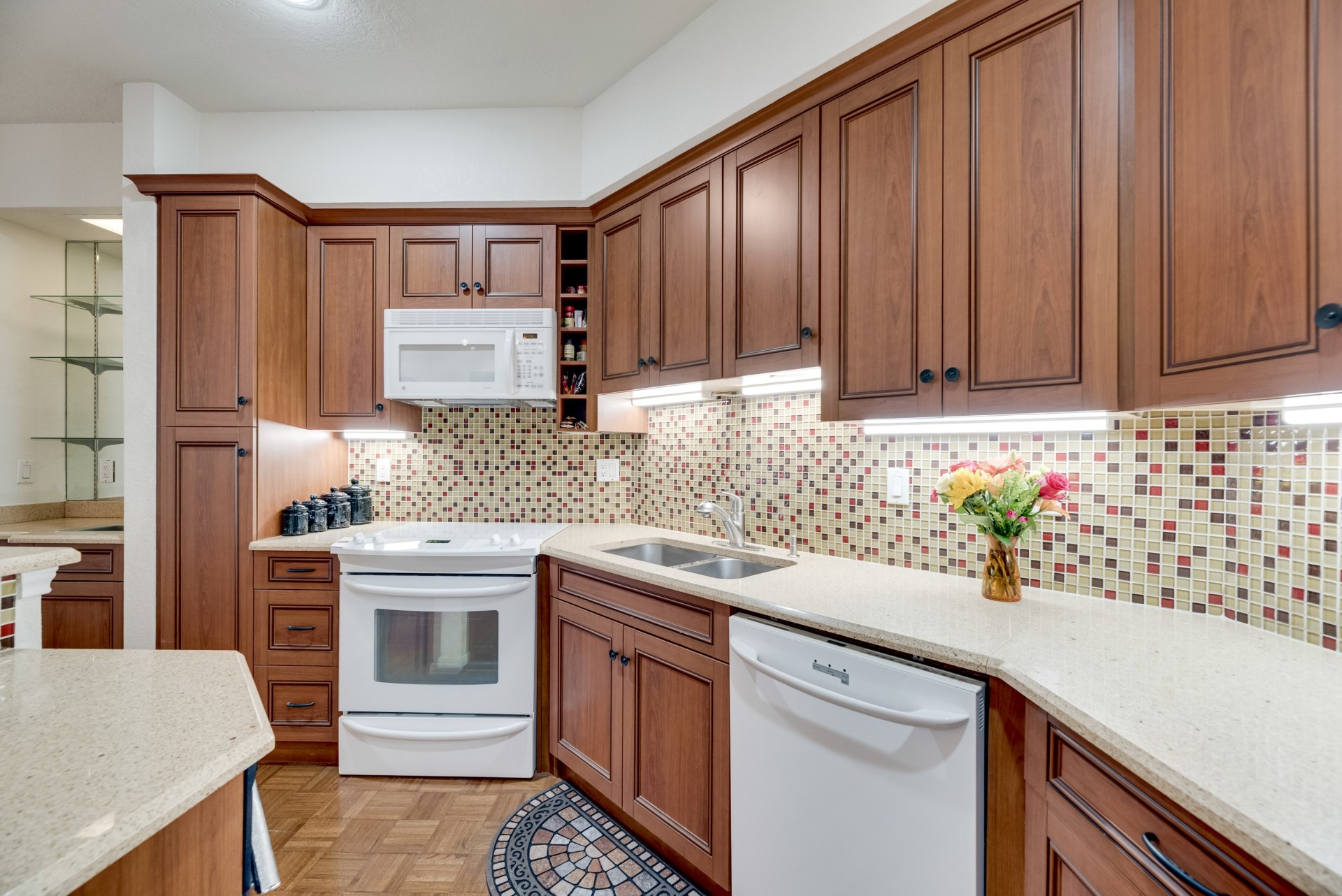 3235 Cole Avenue Dallas TX 75204