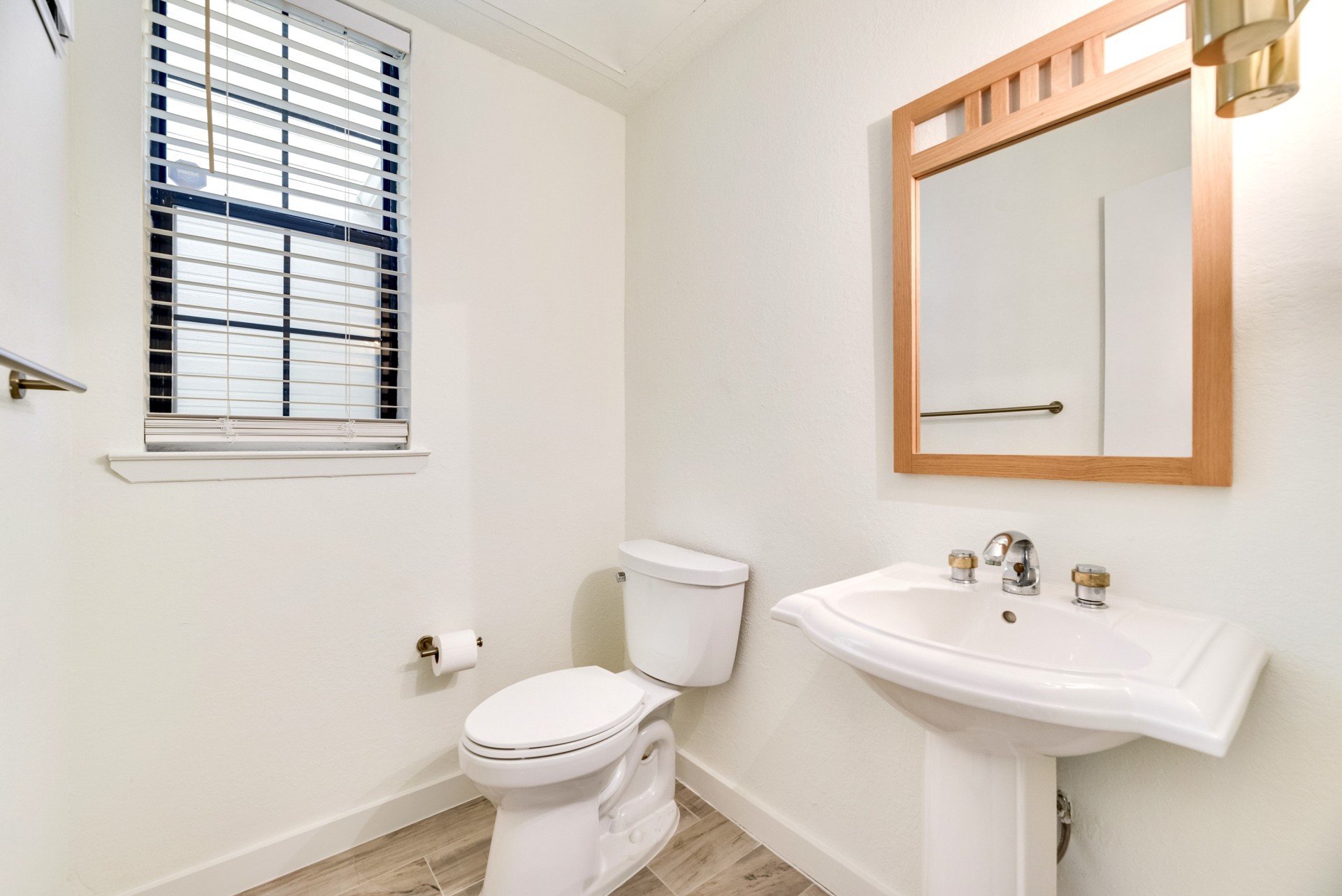 3235 Cole Avenue Dallas TX 75204