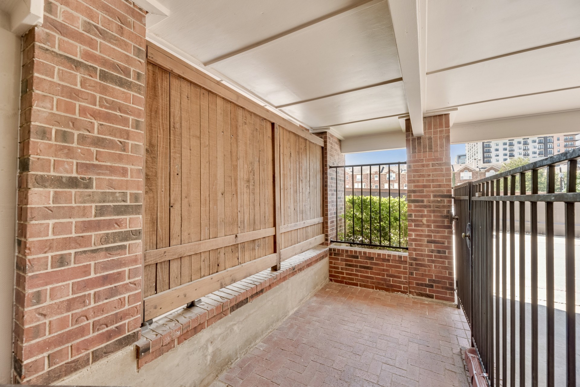 3235 Cole Avenue Dallas TX 75204