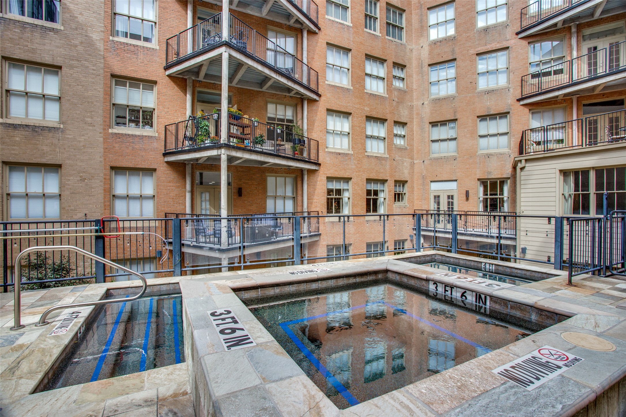 411 W 7th Street Fort Worth TX 76102
