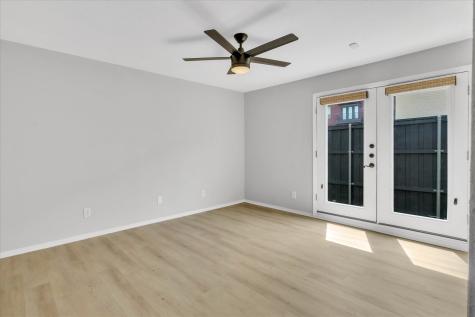 5926 Sandhurst Lane Dallas TX 75206
