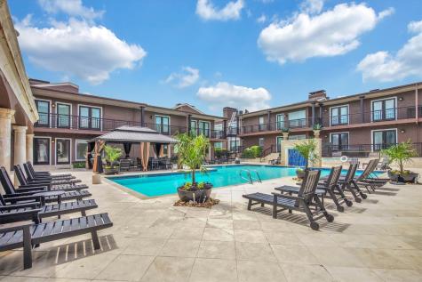 5926 Sandhurst Lane Dallas TX 75206