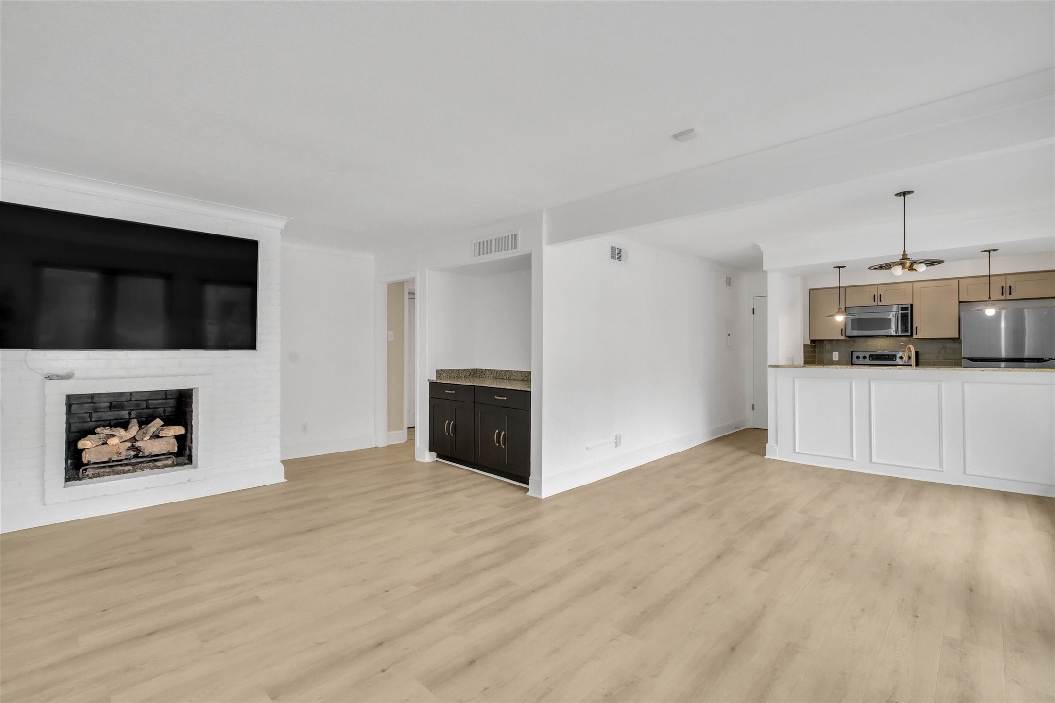 5926 Sandhurst Lane Dallas TX 75206
