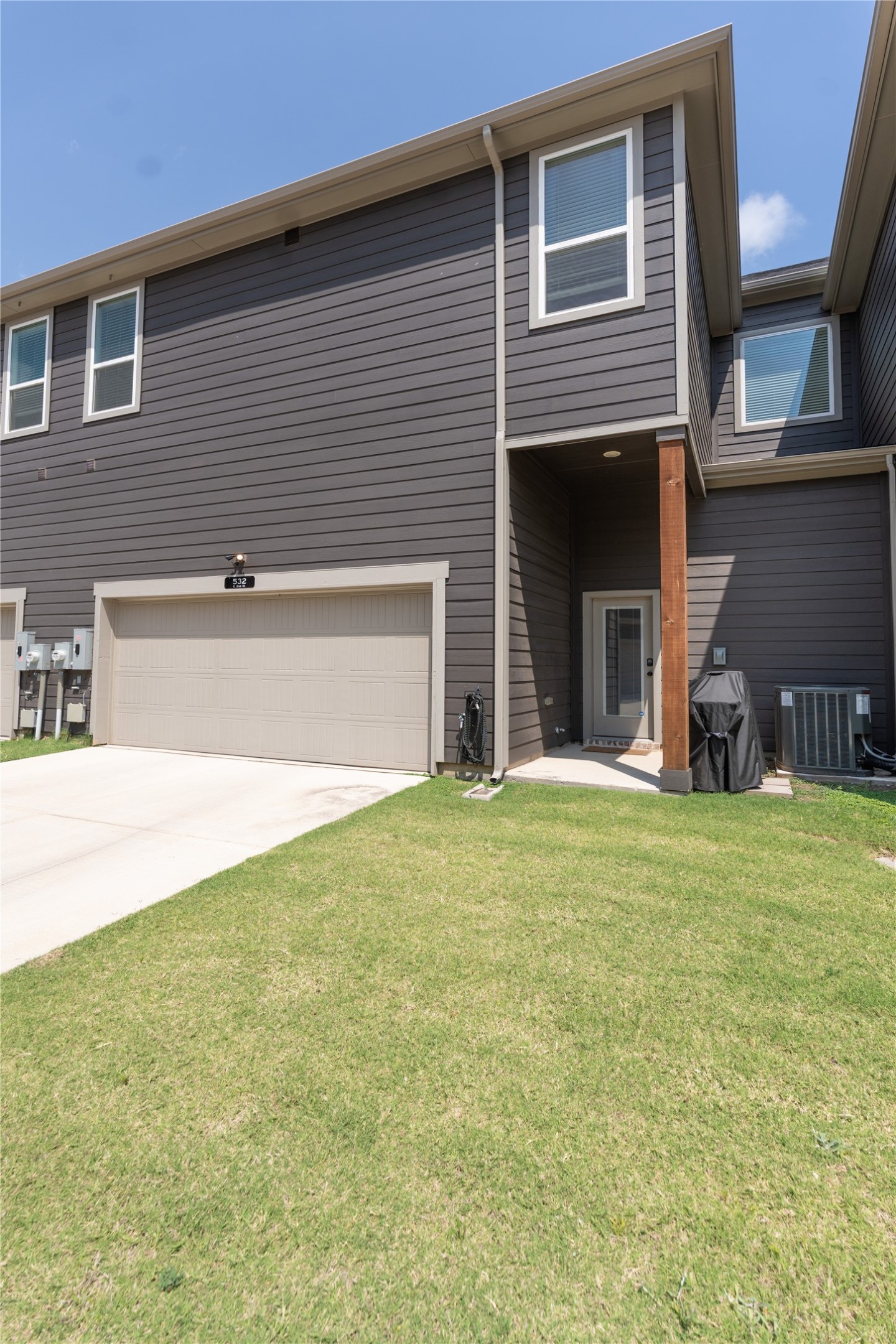 532 E 2nd Street Irving TX 75060