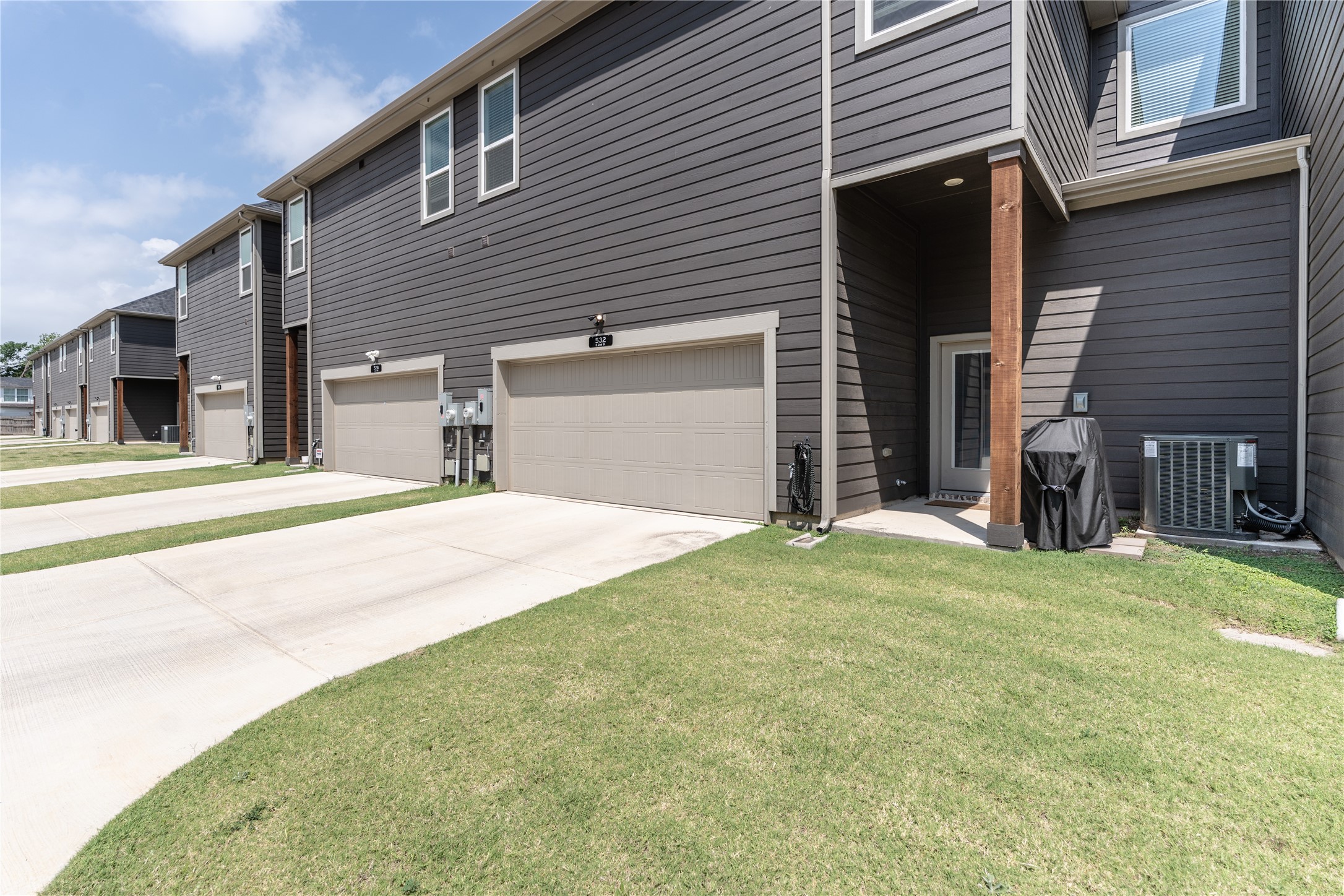 532 E 2nd Street Irving TX 75060
