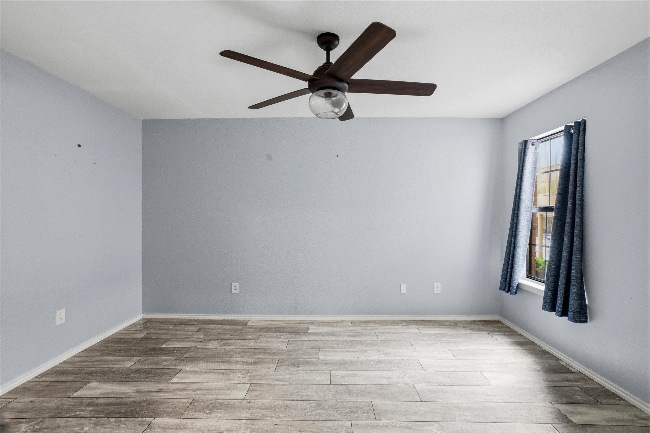 418 Matthews Drive Arlington TX 76012