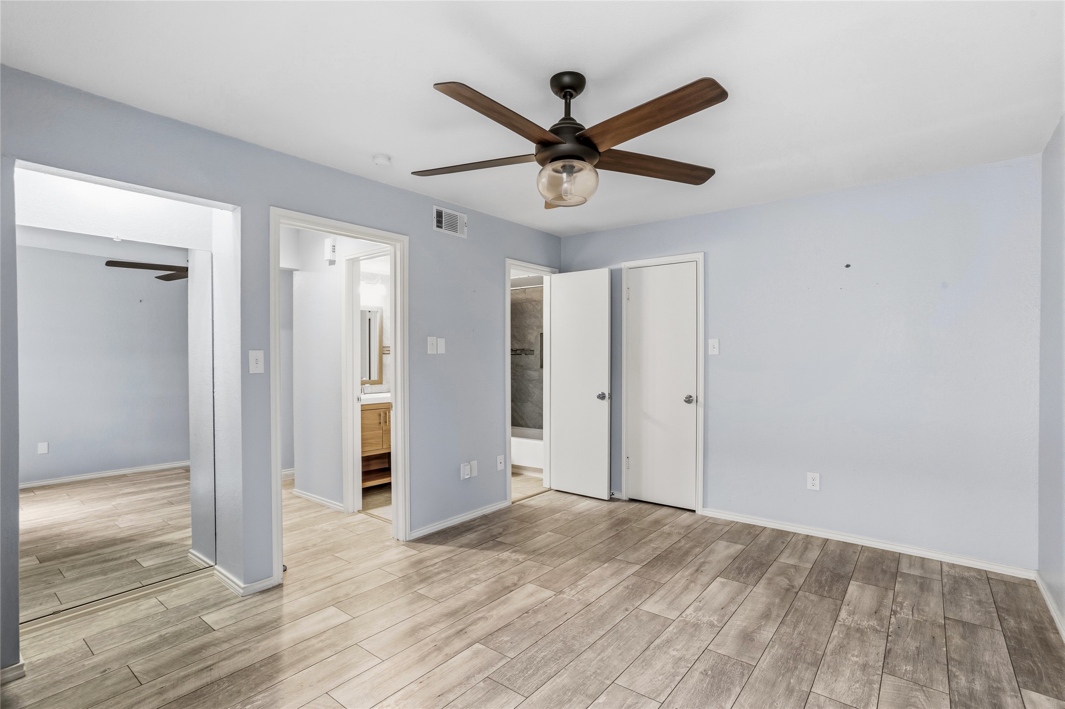 418 Matthews Drive Arlington TX 76012