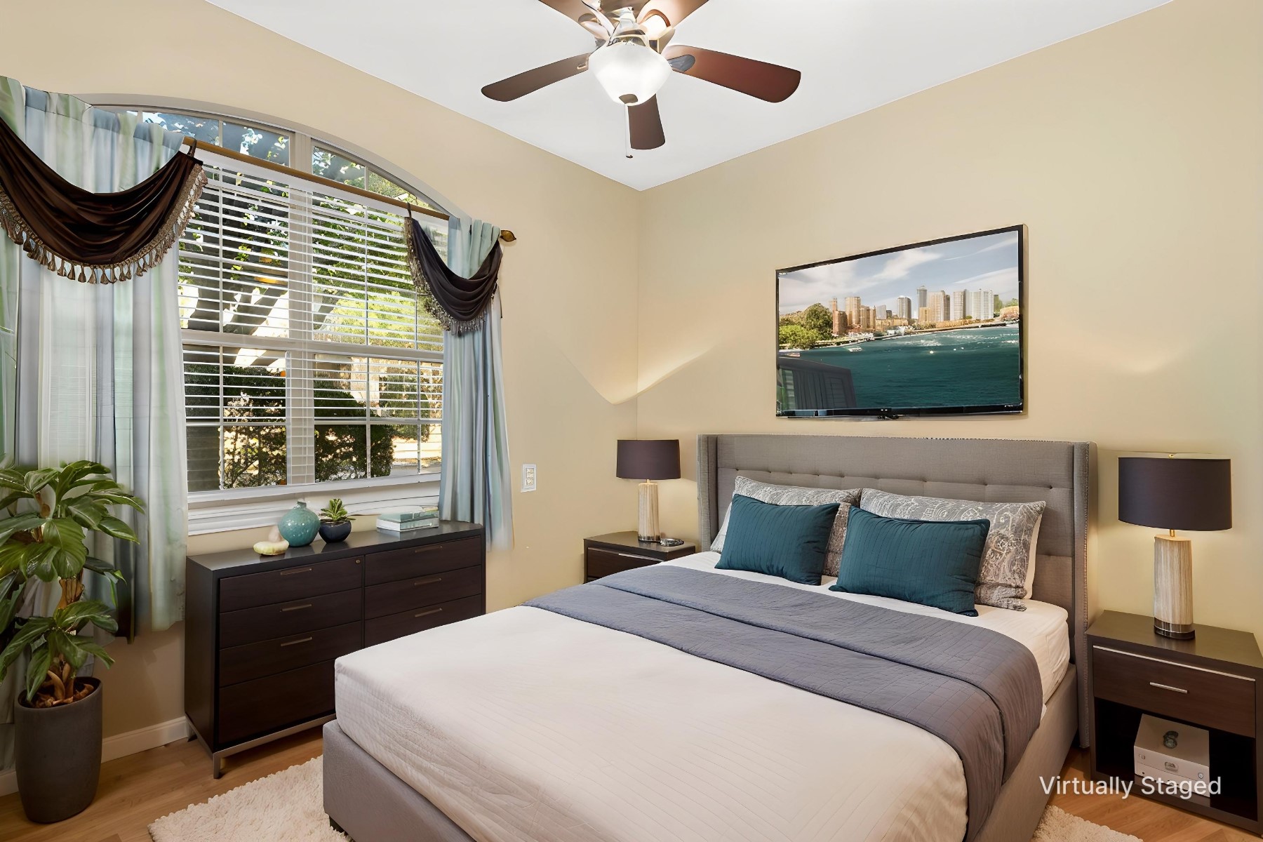 1912 Lantana Lane Irving TX 75063