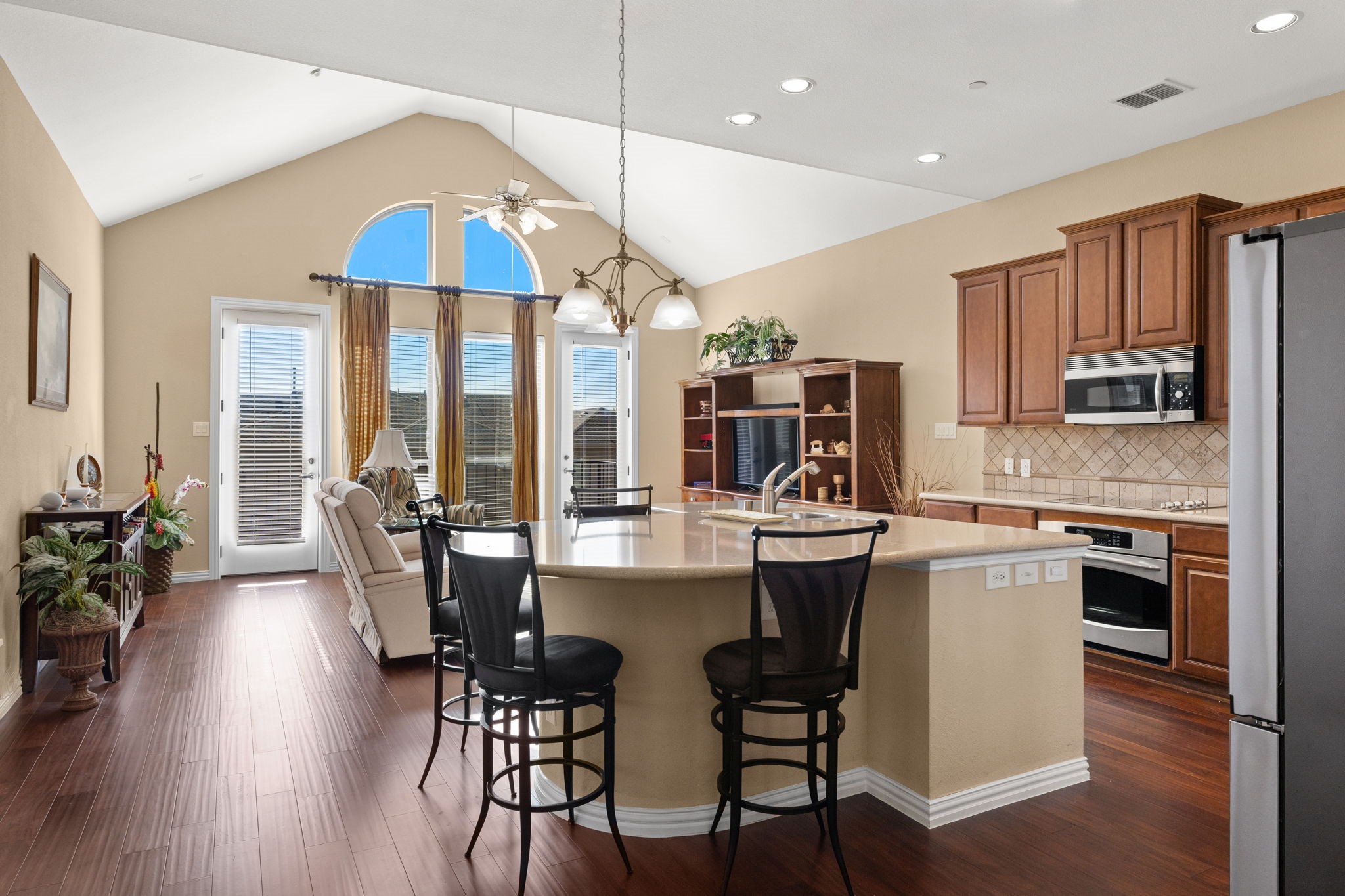 1912 Lantana Lane Irving TX 75063