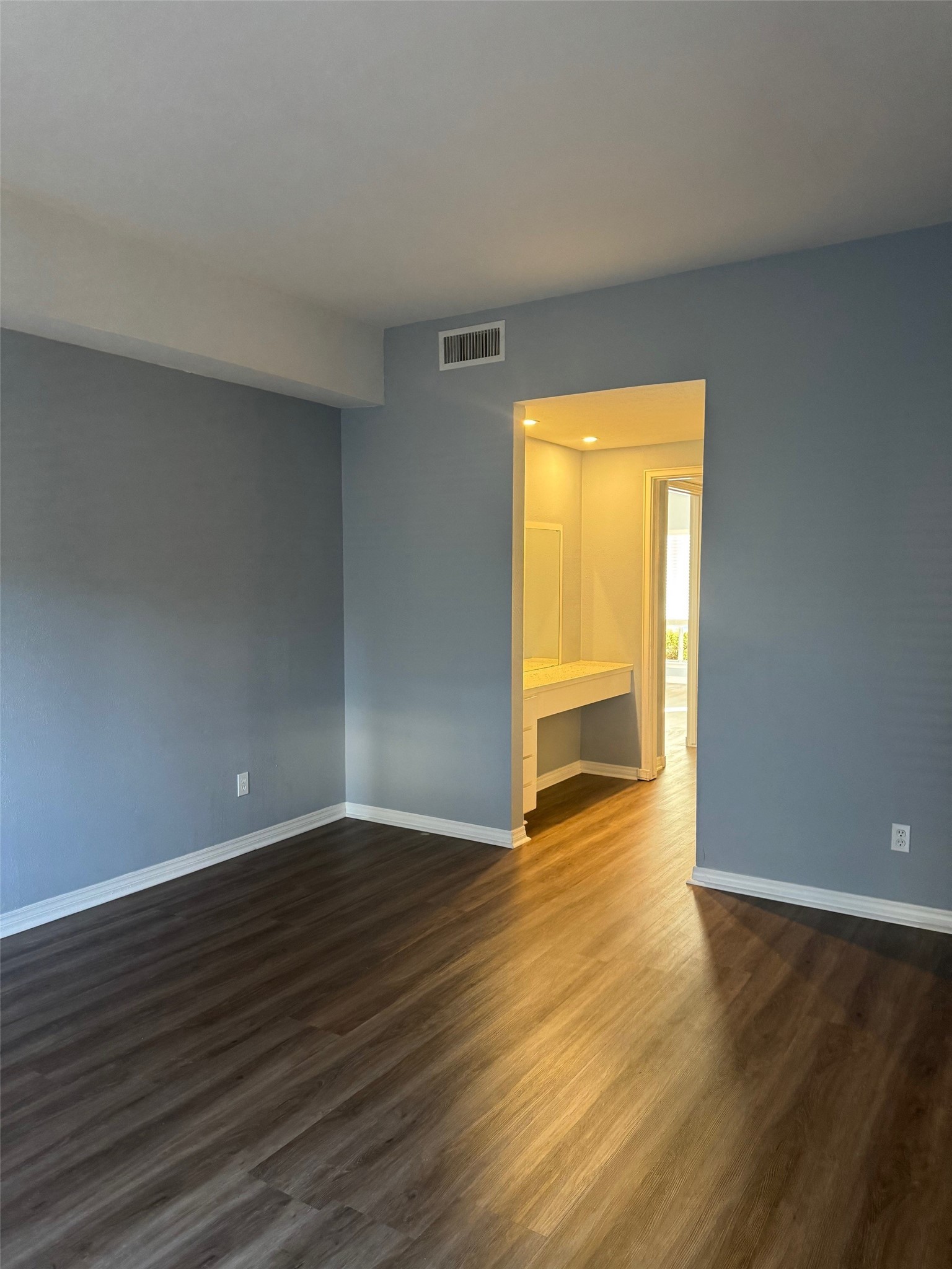 4320 Bellaire Drive S Fort Worth TX 76109