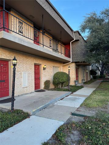4320 Bellaire Drive S Fort Worth TX 76109