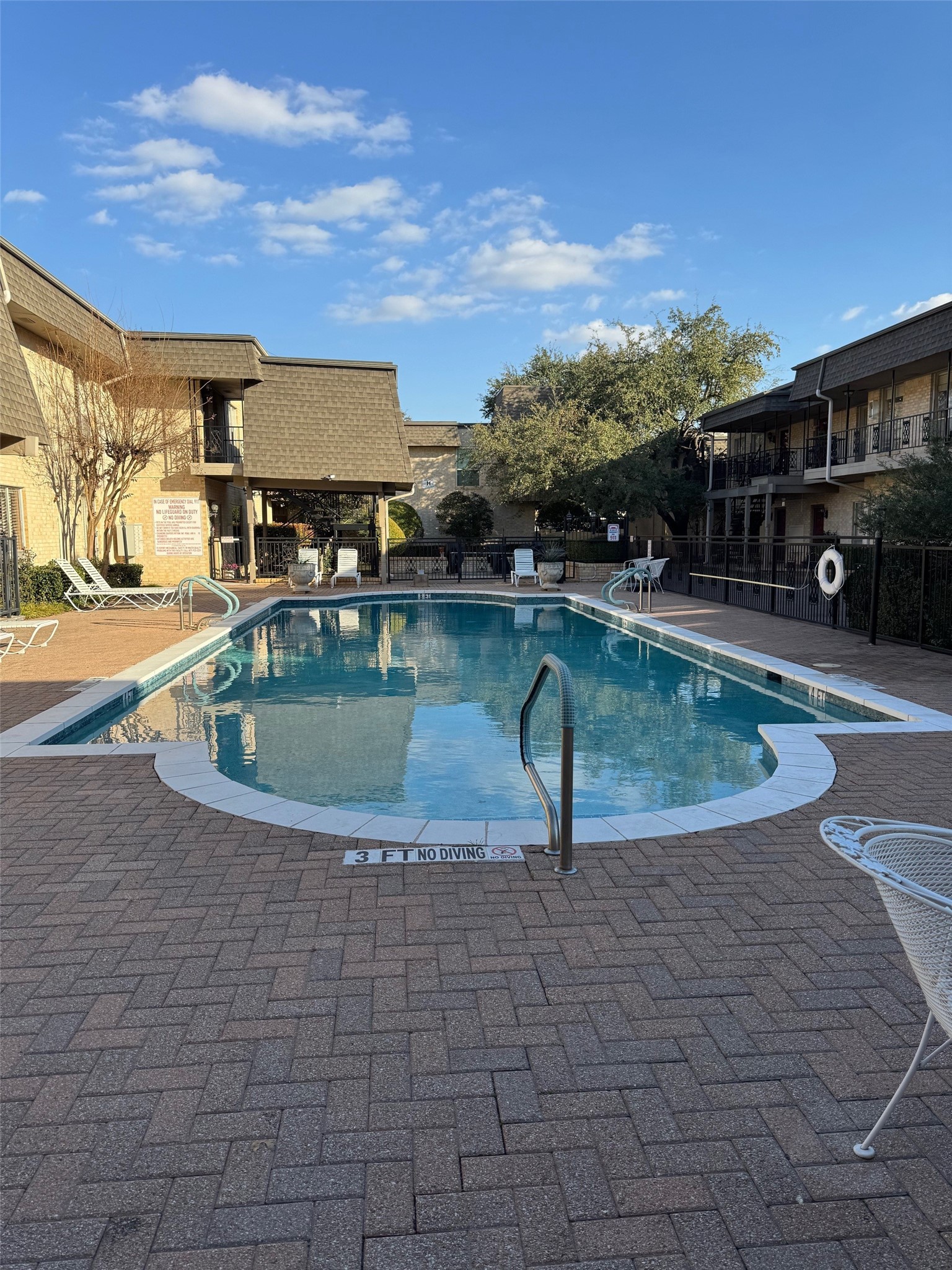 4320 Bellaire Drive S Fort Worth TX 76109