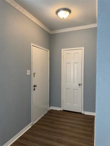 4320 Bellaire Drive S Fort Worth TX 76109