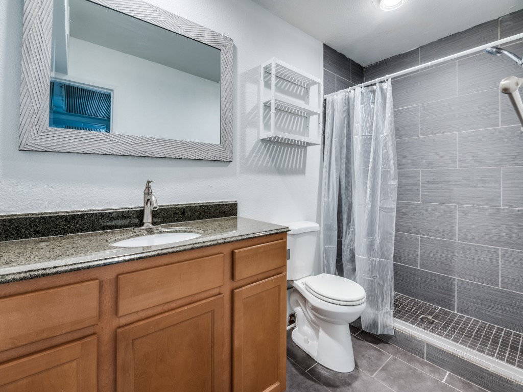 5234 Fleetwood Oaks Avenue Dallas TX 75235