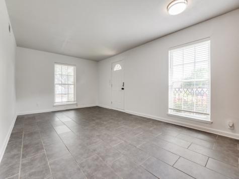 5234 Fleetwood Oaks Avenue Dallas TX 75235