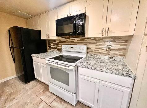 556 E Avenue J Grand Prairie TX 75050