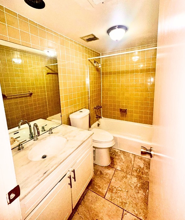 556 E Avenue J Grand Prairie TX 75050