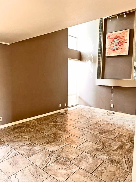 556 E Avenue J Grand Prairie TX 75050