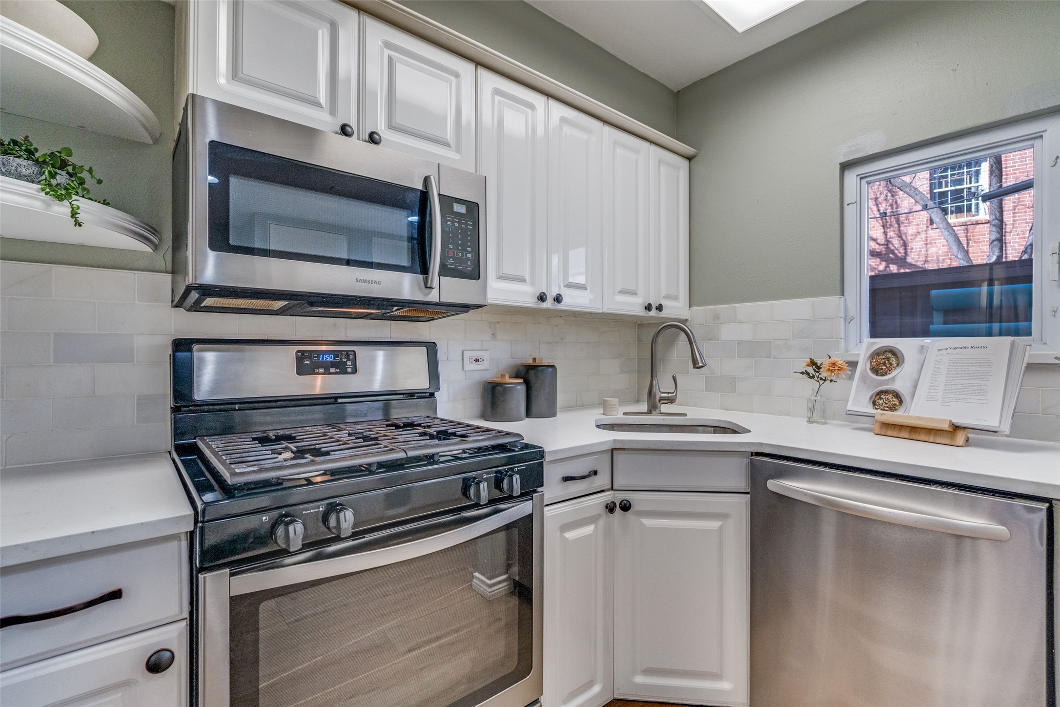 3623 Hawthorne Avenue Dallas TX 75219