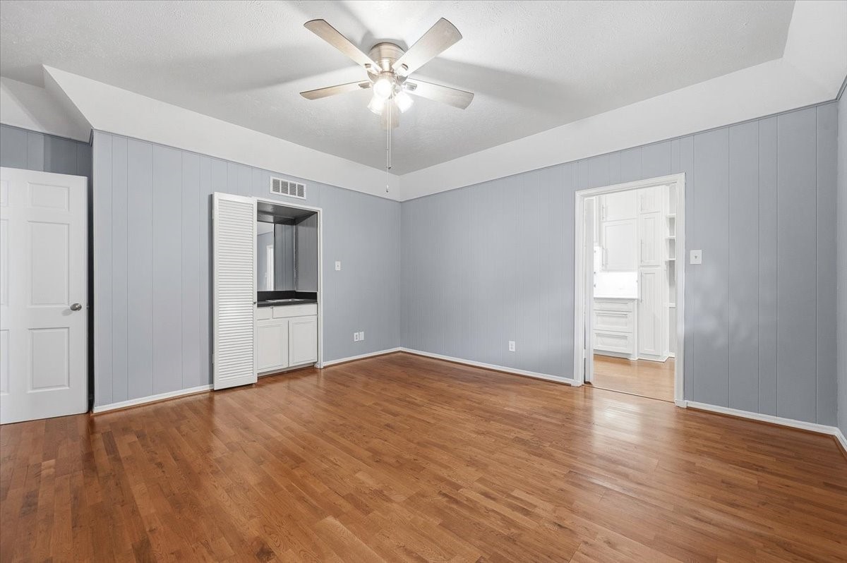 4320 Bellaire Drive S Fort Worth TX 76109