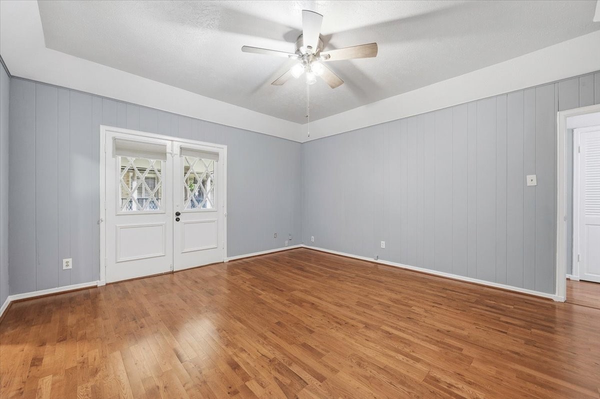 4320 Bellaire Drive S Fort Worth TX 76109