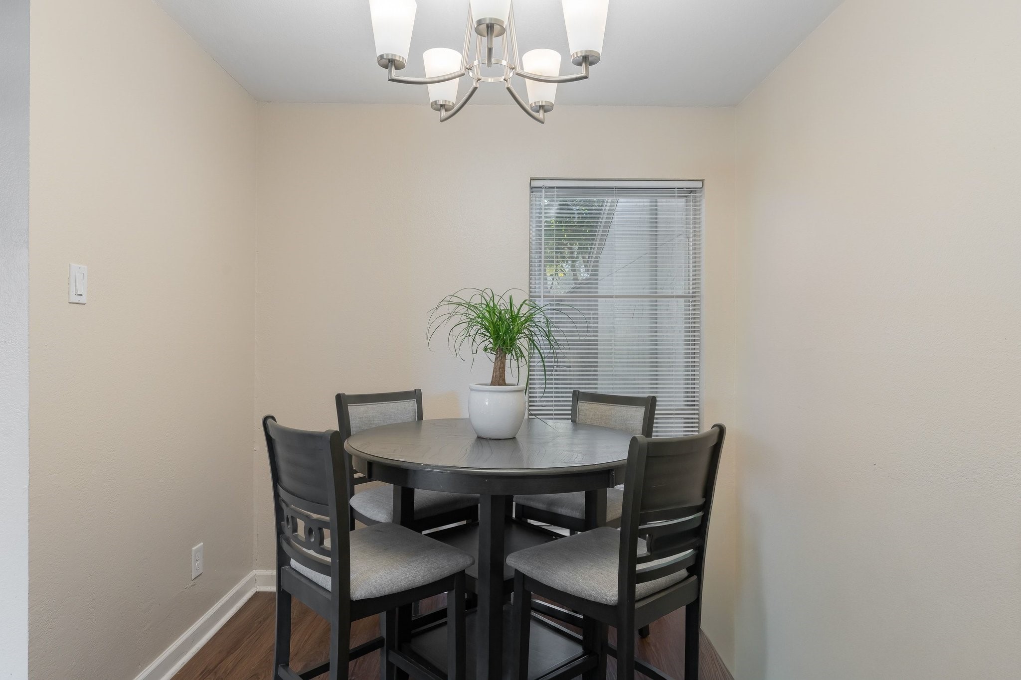 9440 Amberton Parkway Dallas TX 75243