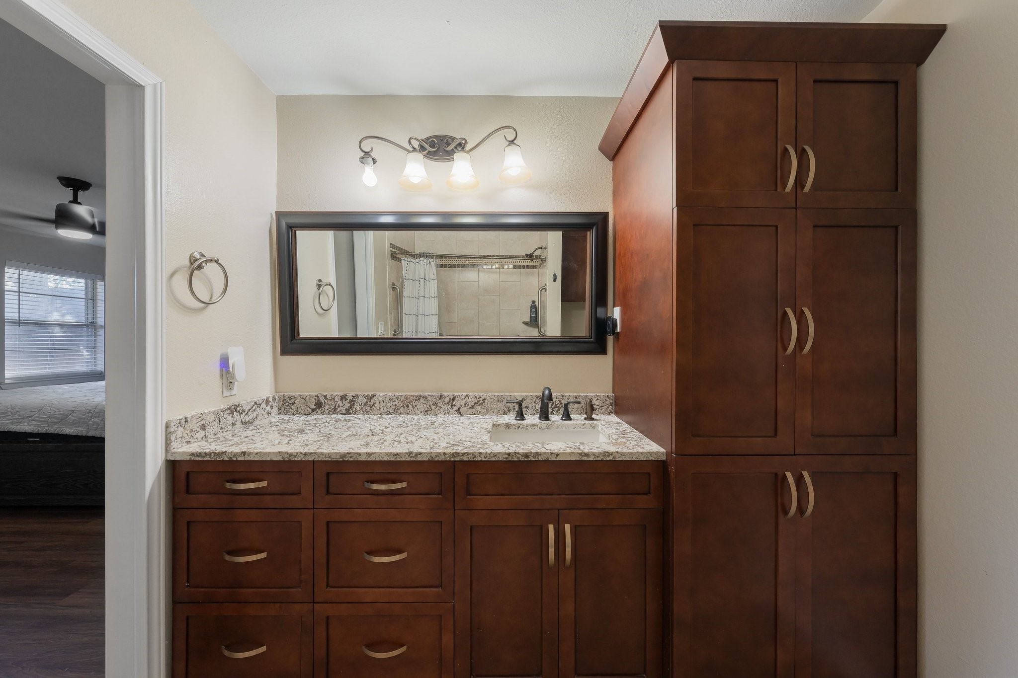 9440 Amberton Parkway Dallas TX 75243