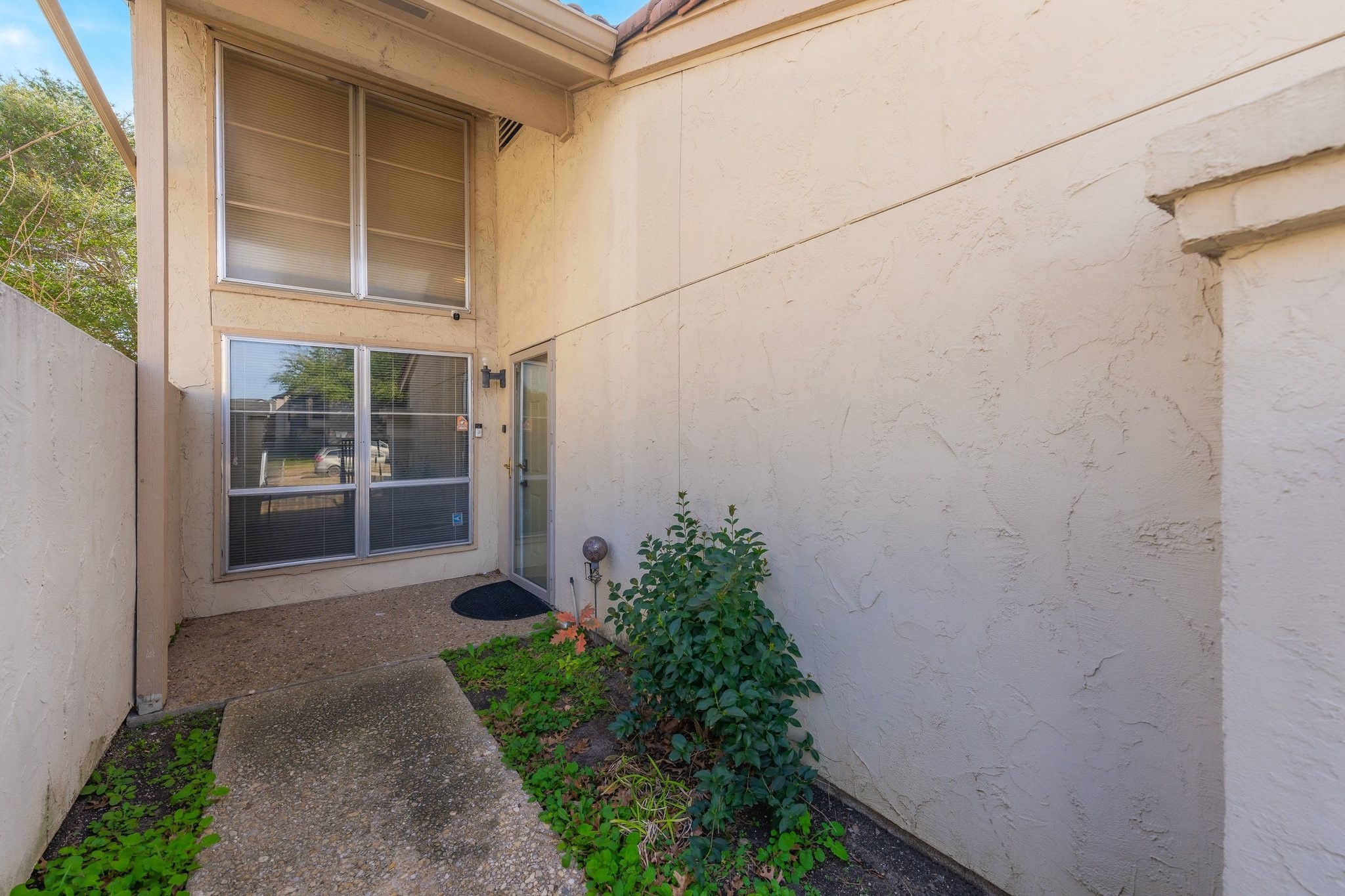 9440 Amberton Parkway Dallas TX 75243