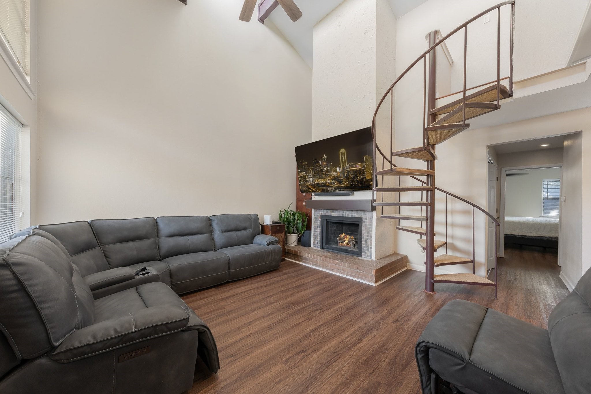 9440 Amberton Parkway Dallas TX 75243