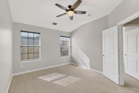 1527 Biltmore Lane Irving TX 75063