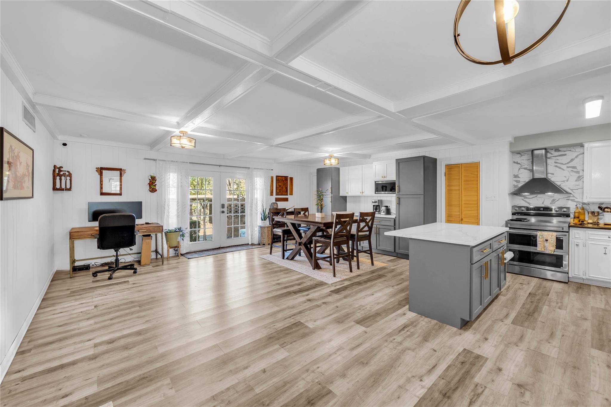 6119 Bandera Avenue Dallas TX 75225