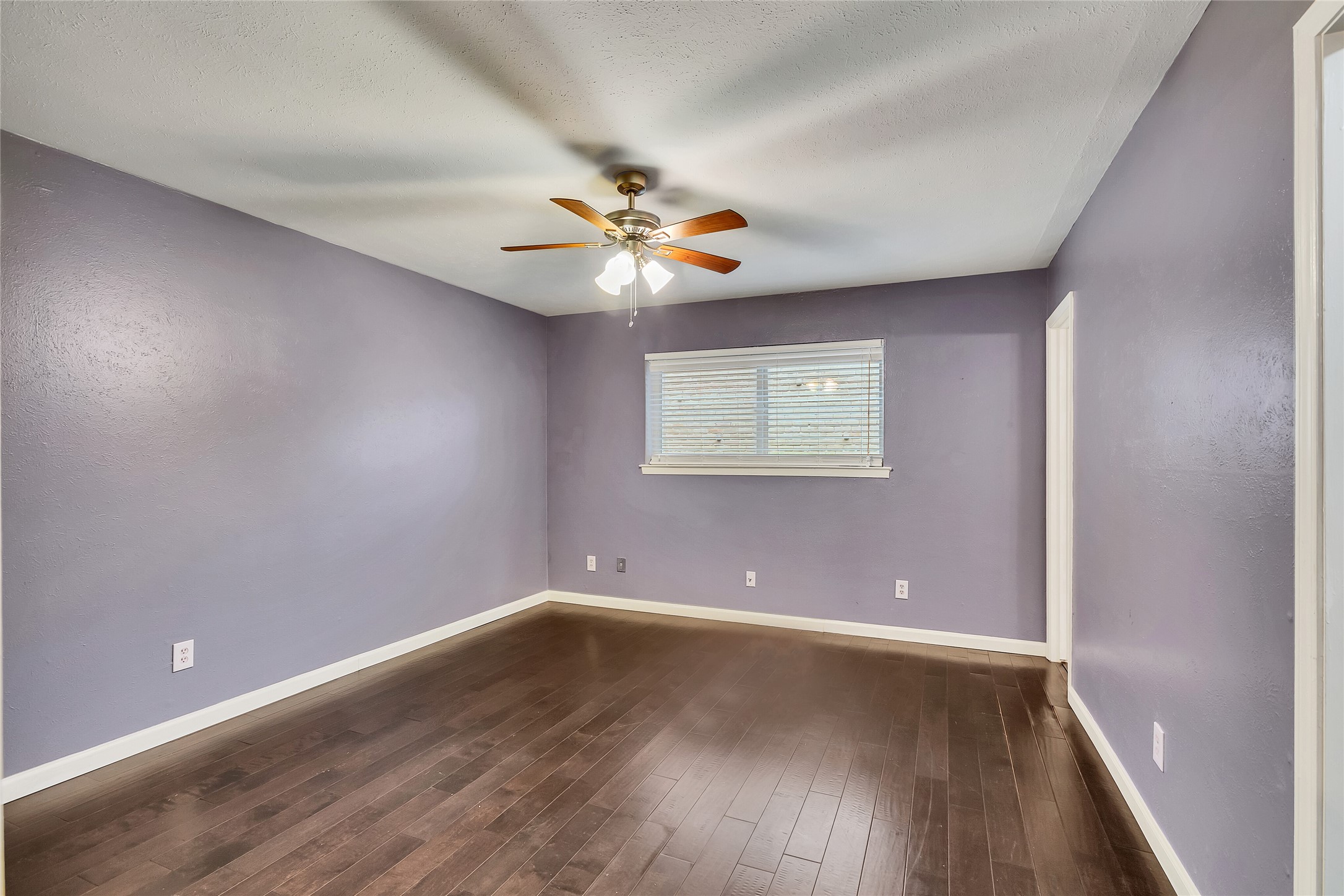 7721 Meadow Park Drive Dallas TX 75230