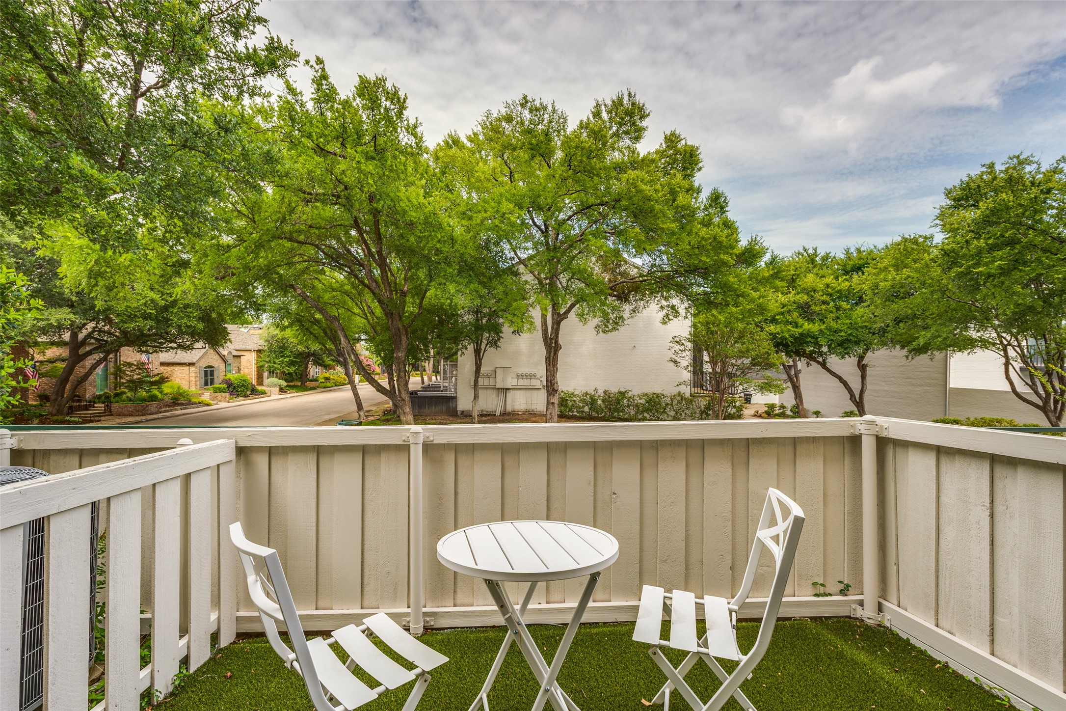 5950 Lindenshire Lane Dallas TX 75230