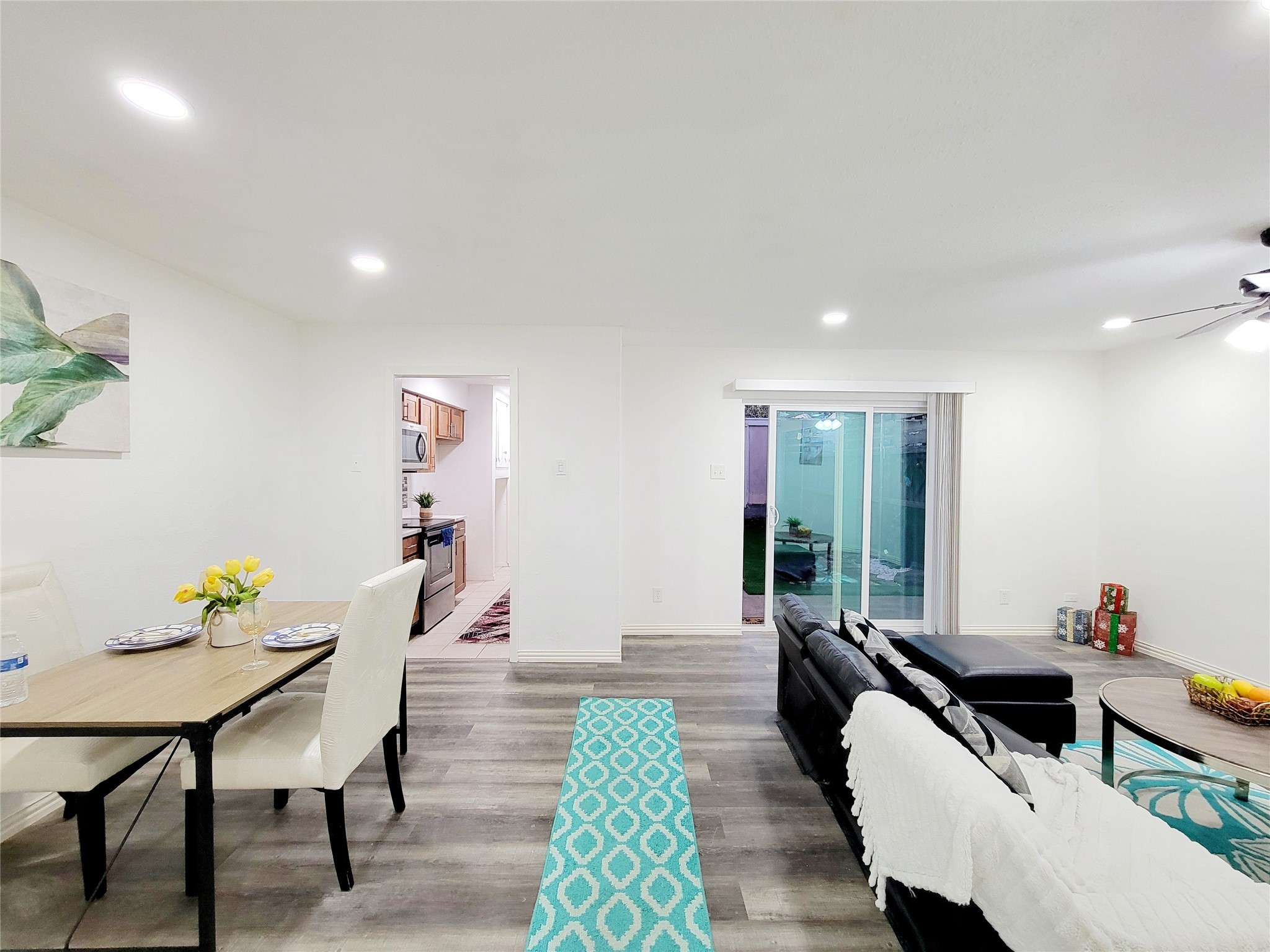 353 Valley Park Drive Garland TX 75043