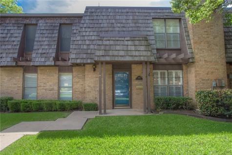3005 Tanglewood Park W Fort Worth TX 76109