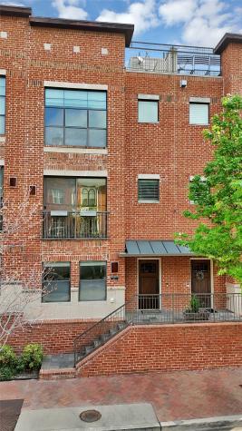 2420 Hugo Street Dallas TX 75204