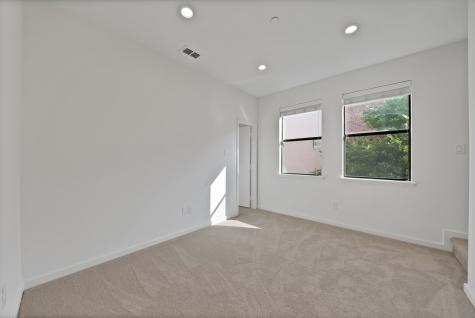 2420 Hugo Street Dallas TX 75204