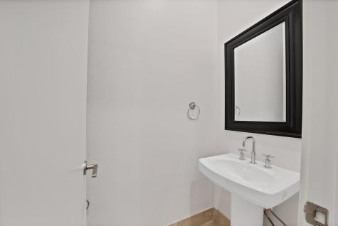 2420 Hugo Street Dallas TX 75204