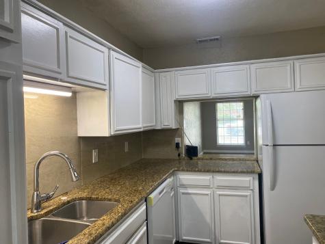 13652 Flagstone Lane Dallas TX 75240