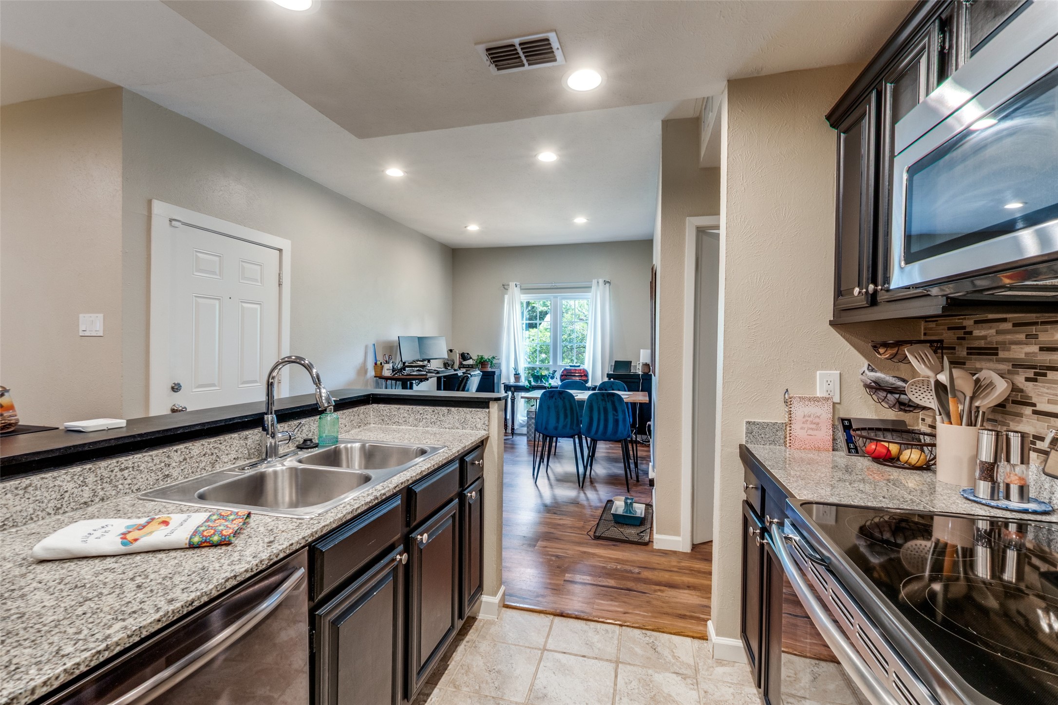 8601 Park Lane Dallas TX 75231