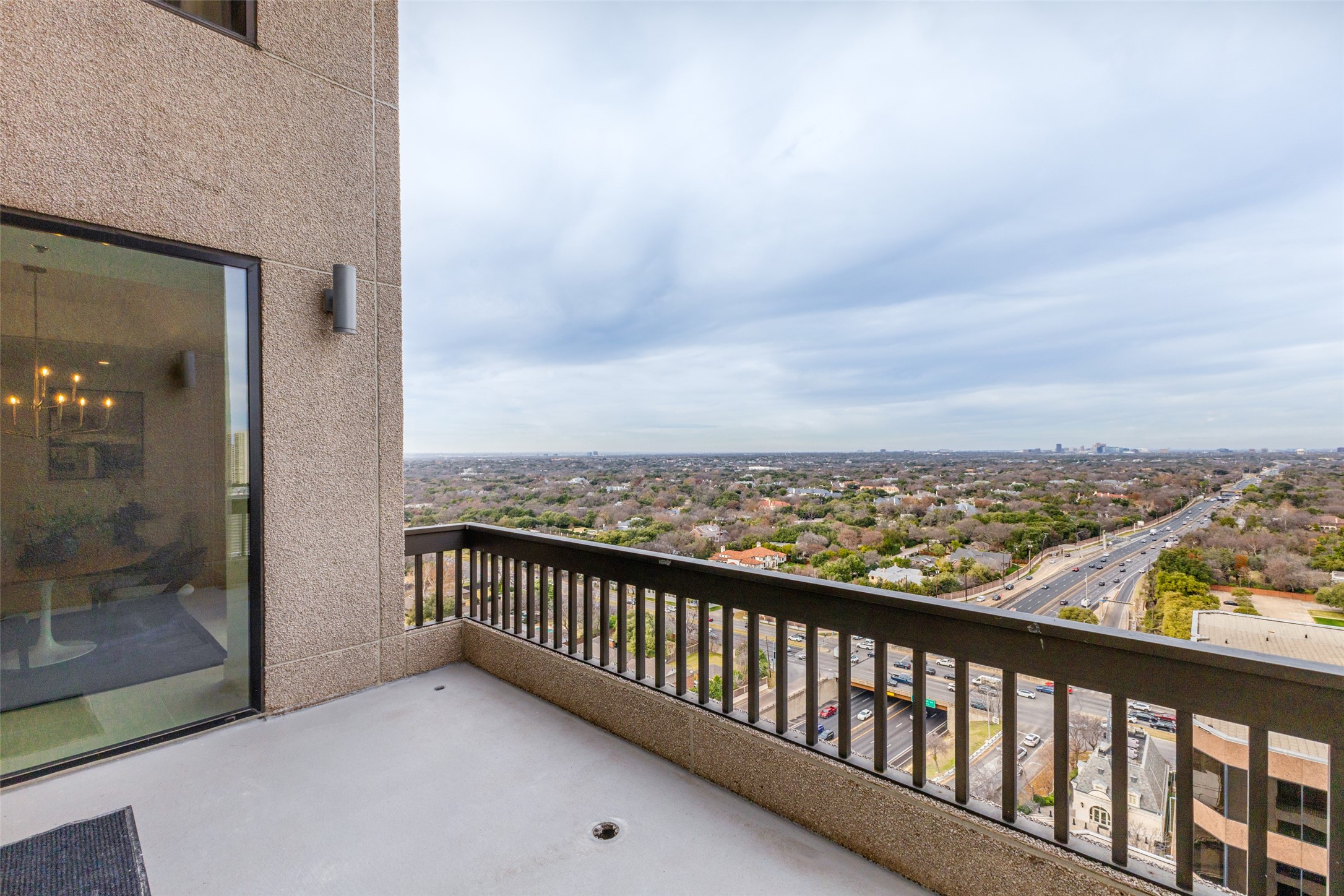 5909 Luther Lane Dallas TX 75225