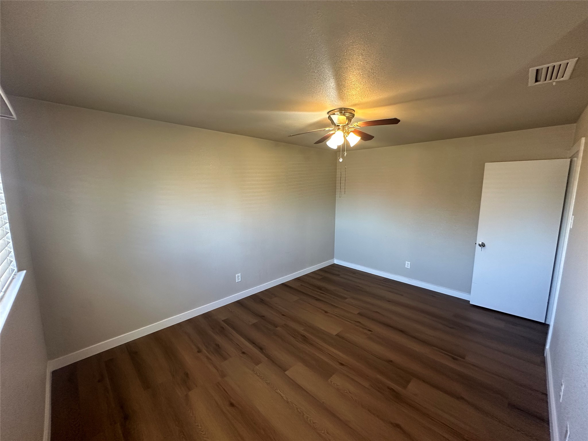 2626 Nina Grand Prairie TX 75052