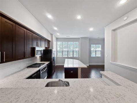 573 W Royal Lane Irving TX 75039