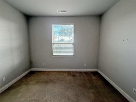 573 W Royal Lane Irving TX 75039