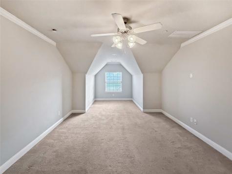 573 W Royal Lane Irving TX 75039