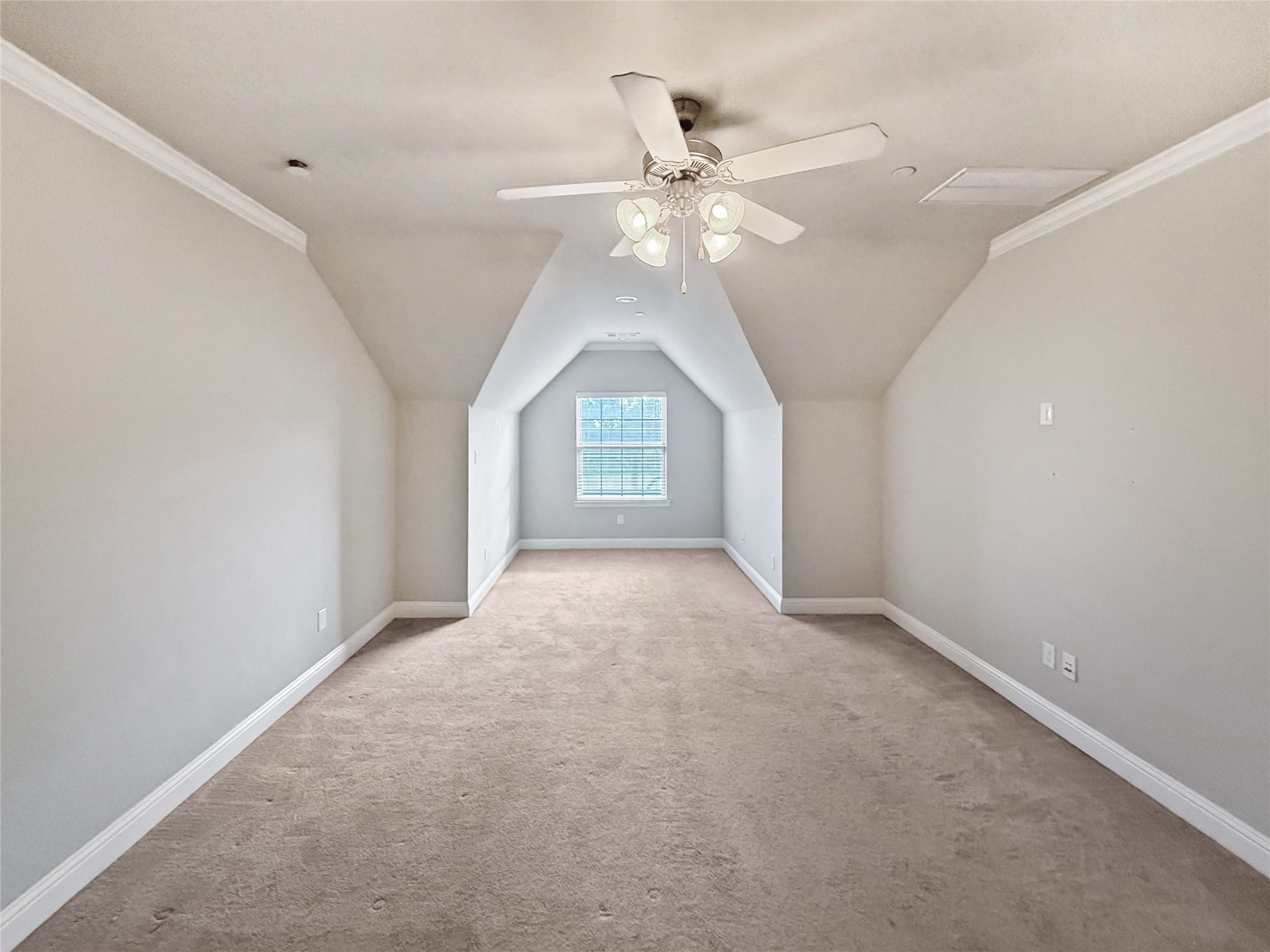573 W Royal Lane Irving TX 75039
