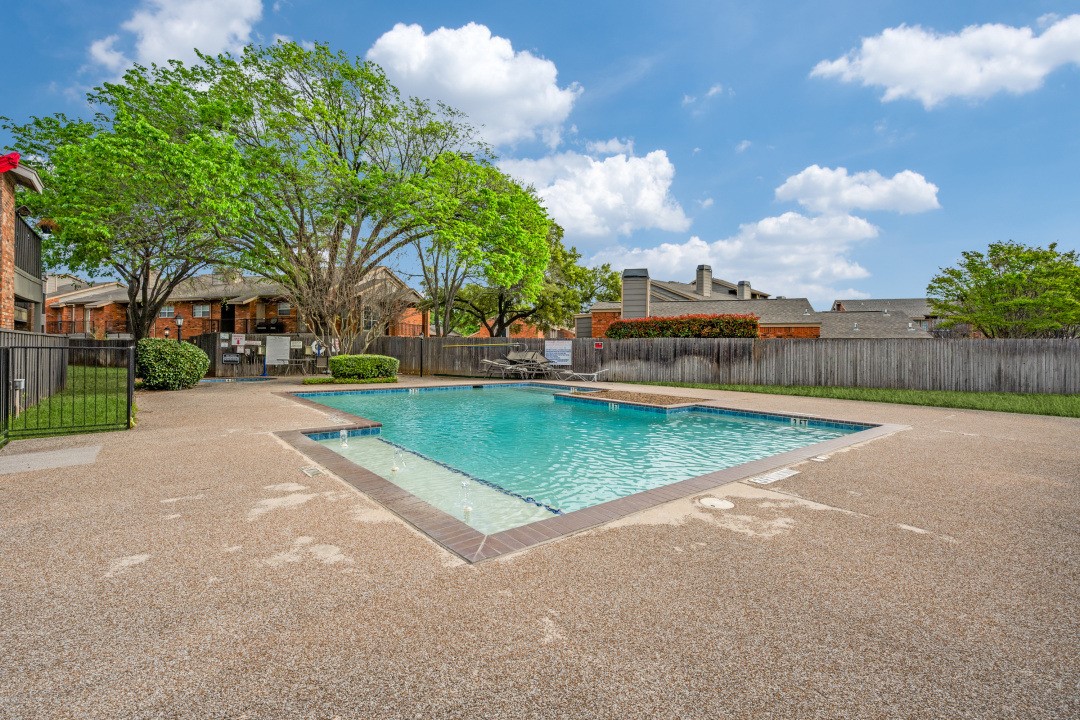 401 Pebble Way Arlington TX 76006