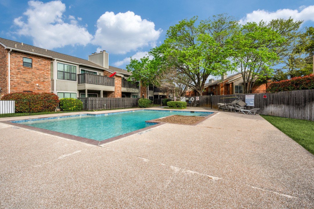 401 Pebble Way Arlington TX 76006