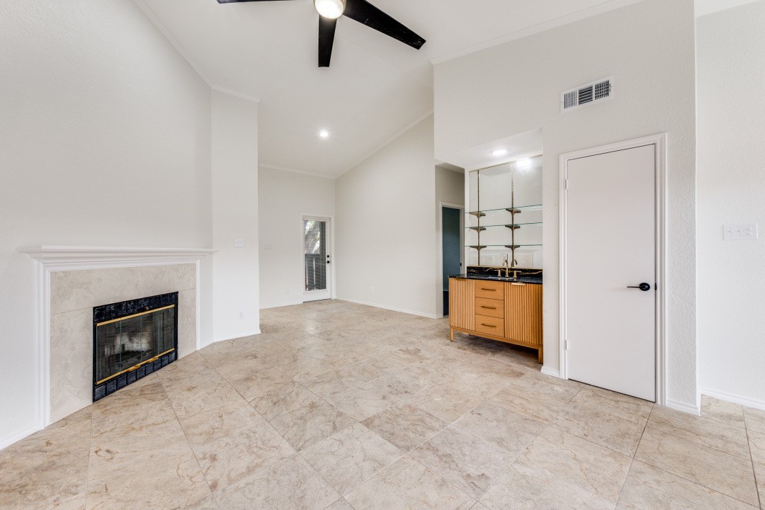 401 Pebble Way Arlington TX 76006